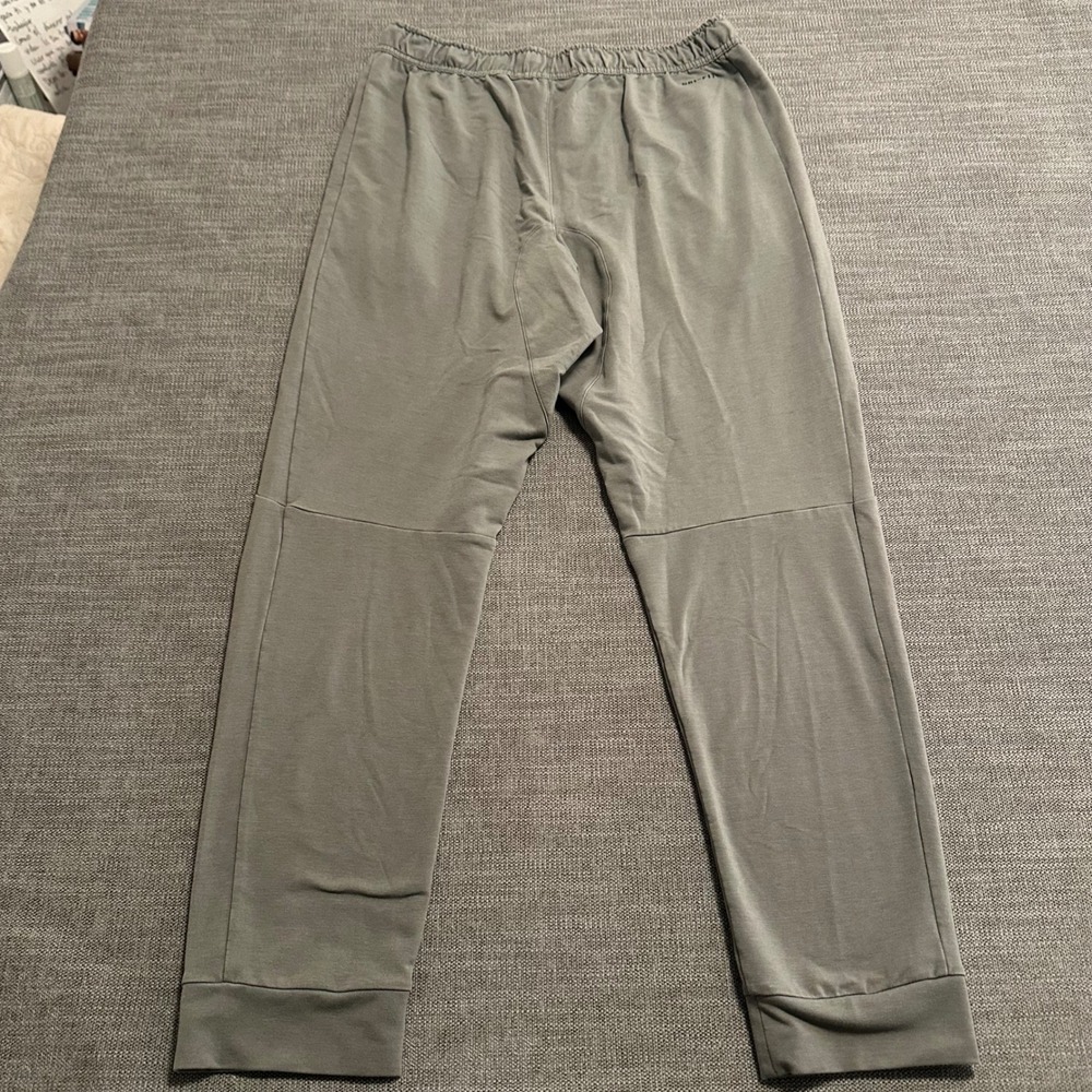 Nike Dri-FIT Pants Mens Large Gray Tapered Joggers Training Pockets
